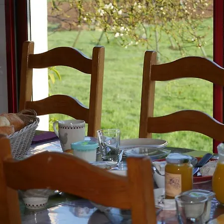 Oda ve Kahvaltı D'hotes La Ferme Du Scardon 3*